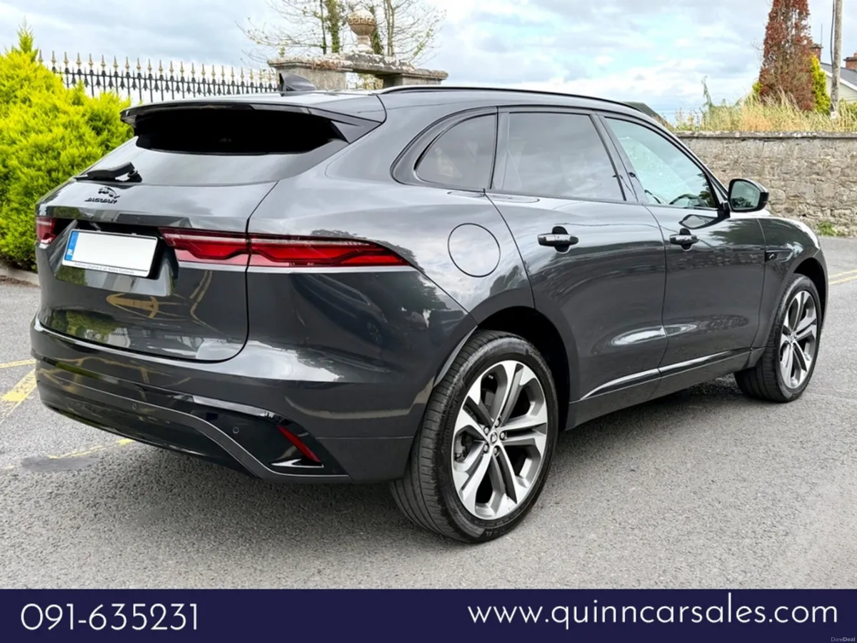 Jaguar F-Pace P400e R-DYNAMIC HSE BLACK 4WD AUTO P - Image 3