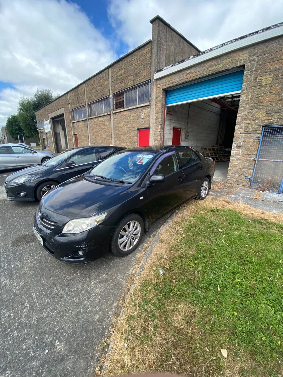 Toyota Corolla 2009 - Image 4