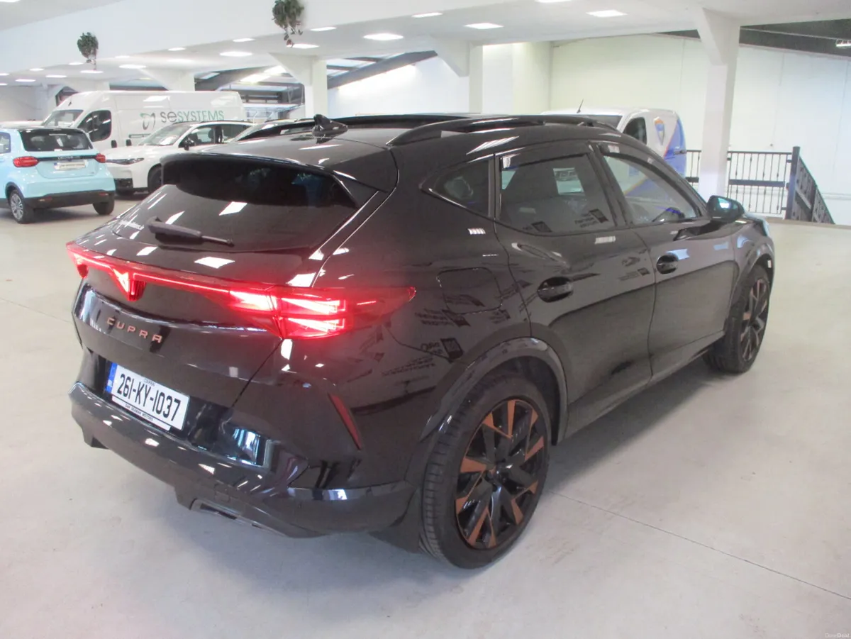 Cupra Formentor PETROL PROGRESSIVE DESIGN 1.5 2026 - Image 4