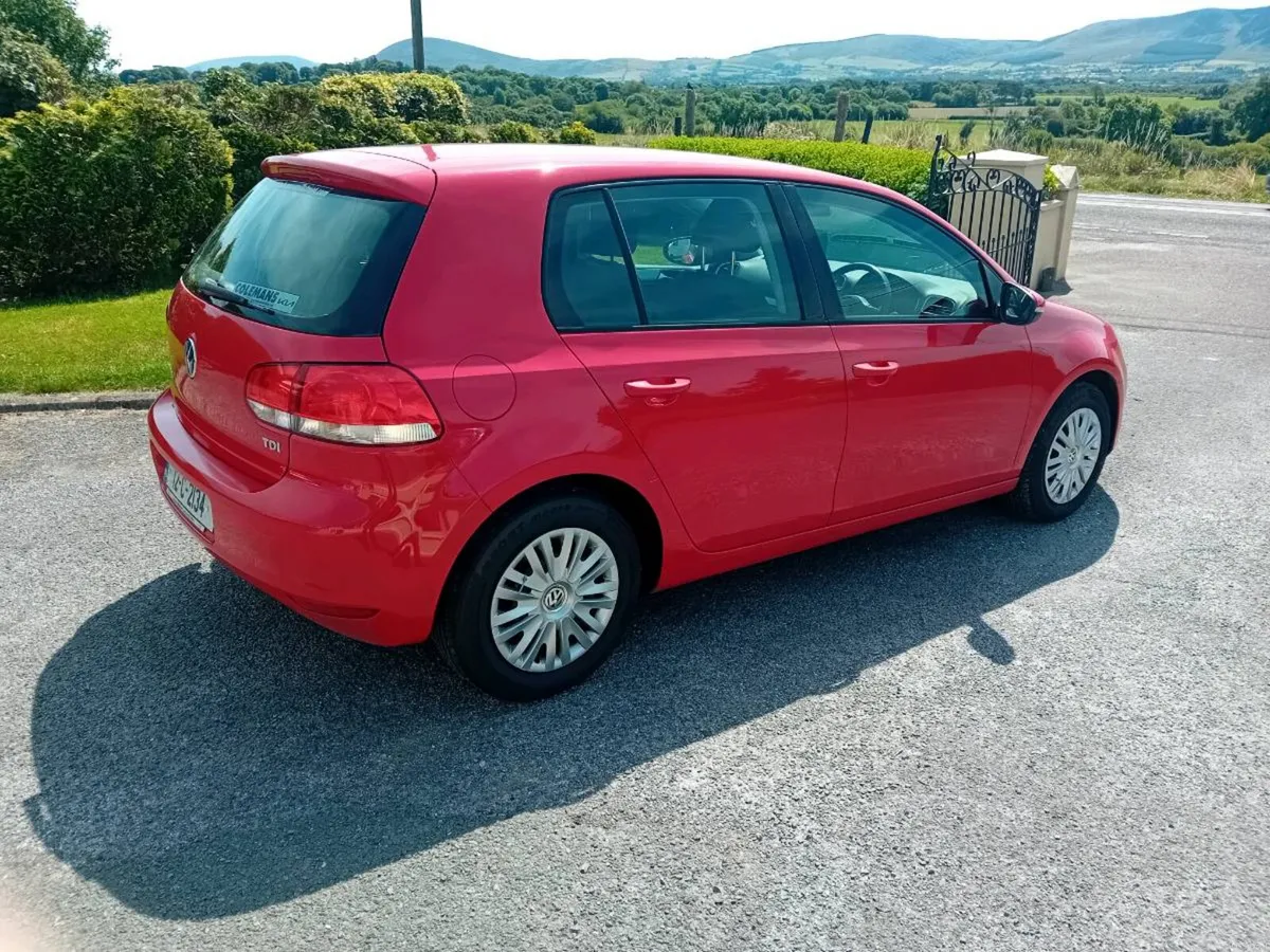VW GOLF - Image 6