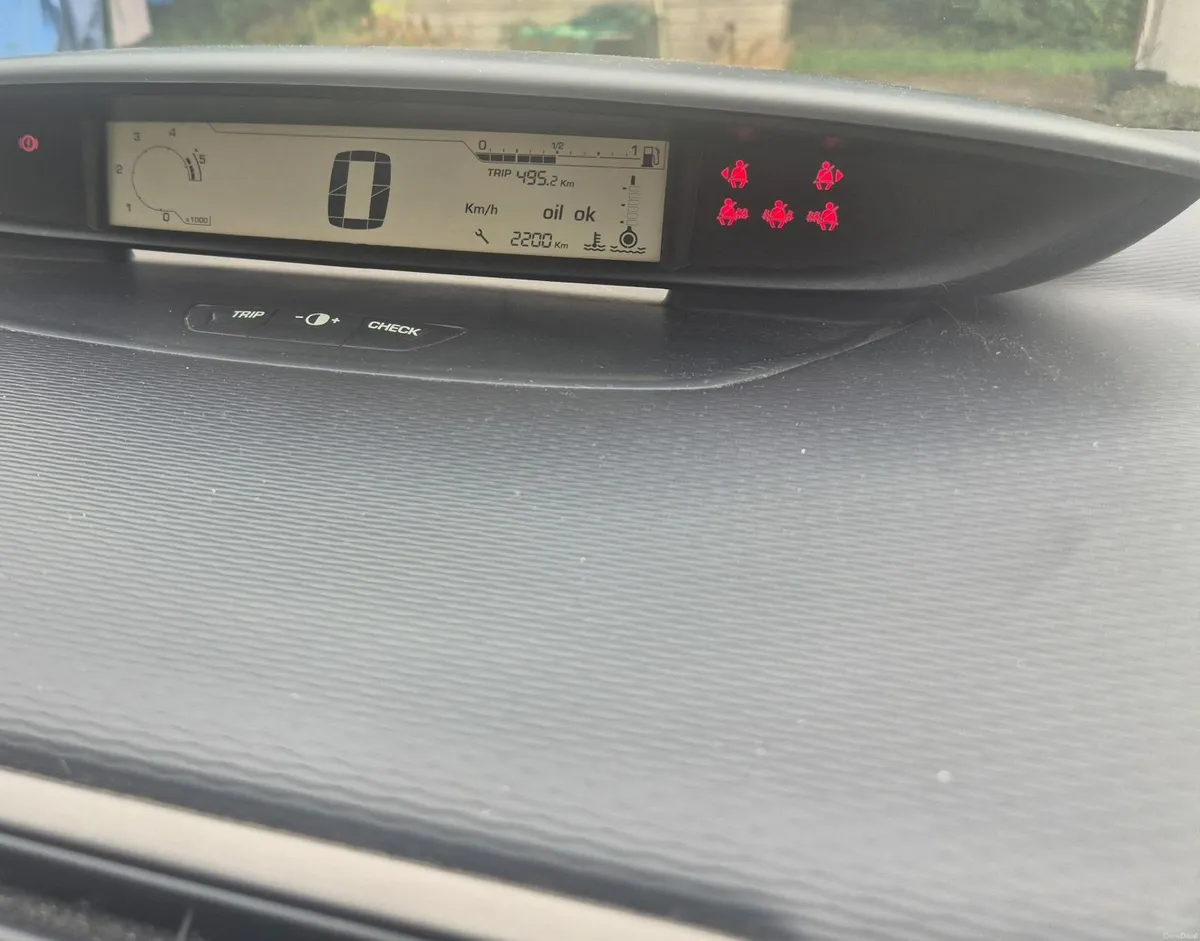 Citroen C4 - Image 2