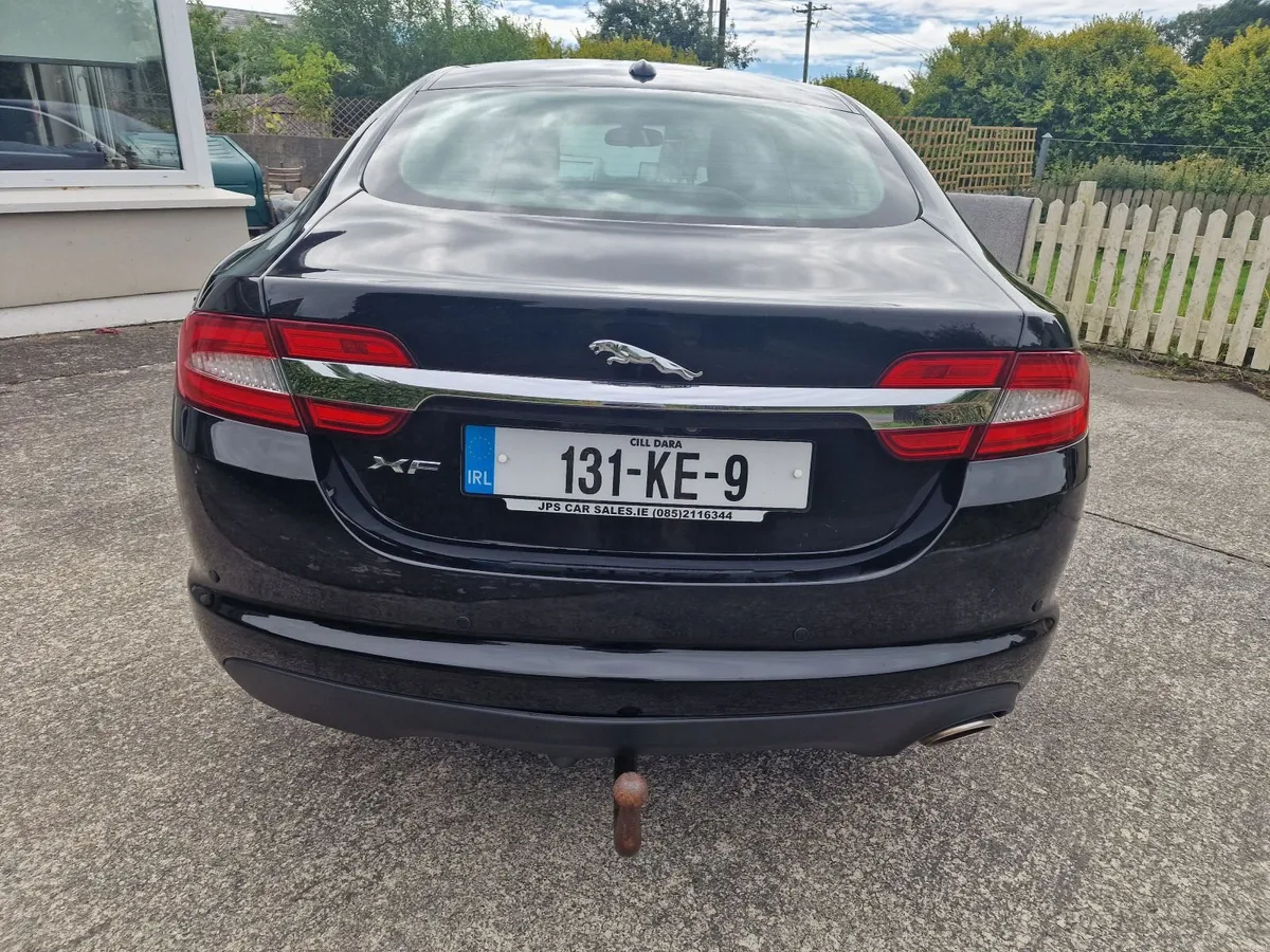 Jaguar XF 2013 - Image 6