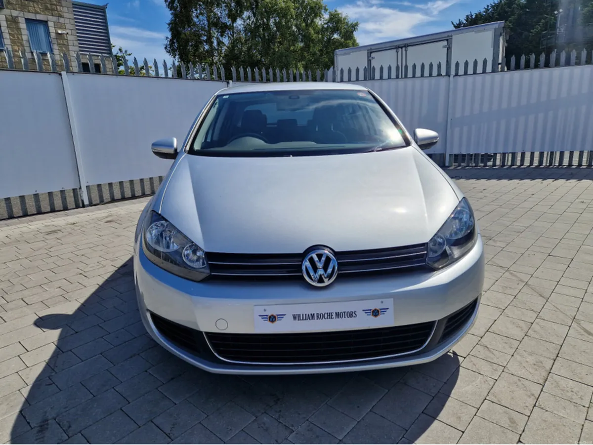 Volkswagen Golf 1.2 PETROL AUTO - Image 3