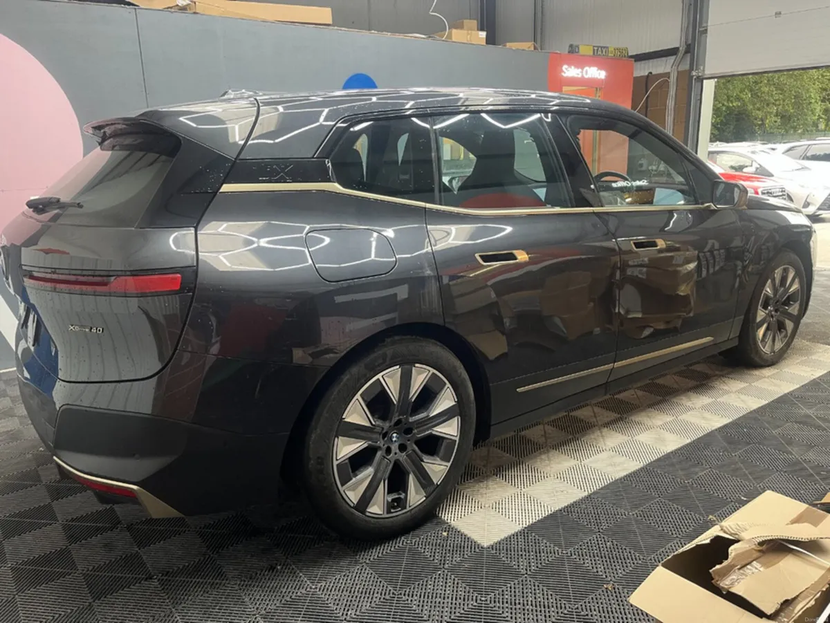 BMW iX 2022 BMW IX AUTOMATIC / CRUISE CONTROL / PA - Image 2