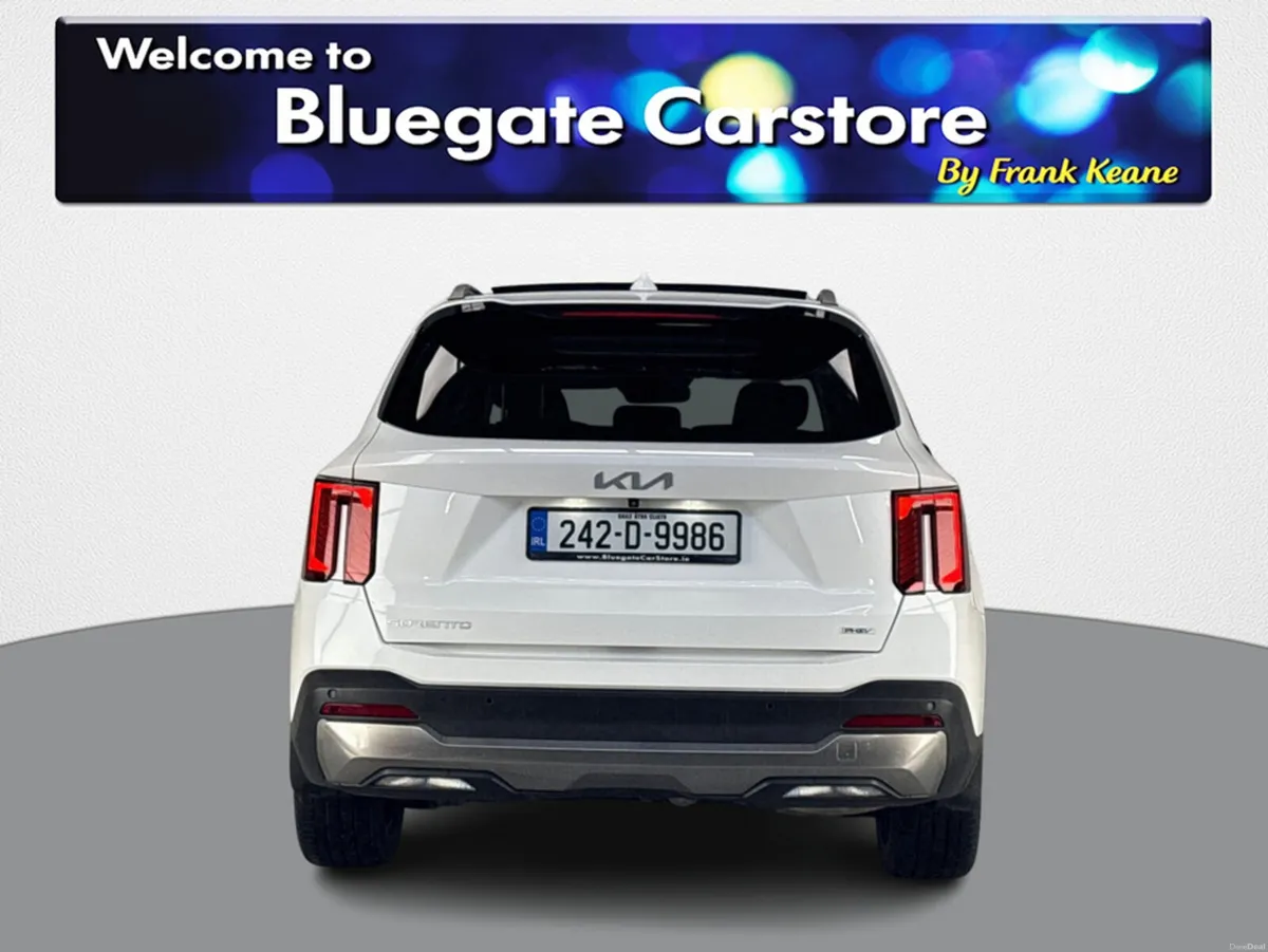 Kia Sorento PHEV PE 7S 4WD **7 SEATER**FULL BLACK - Image 3