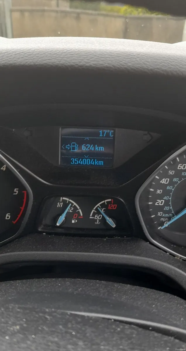 Ford Focus 2012 - Image 2