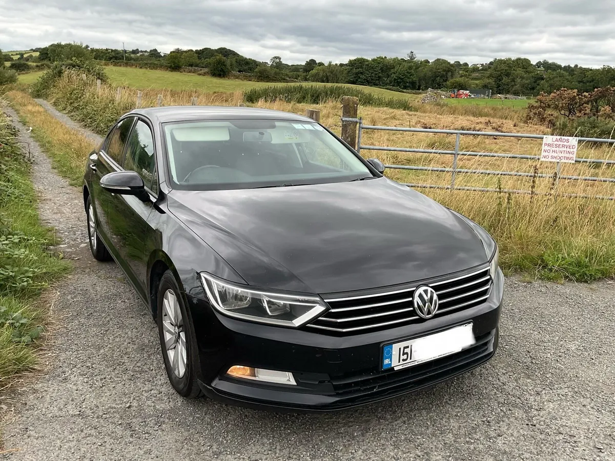 2015 Volkswagen Passat 2.0 L diesel - Image 2