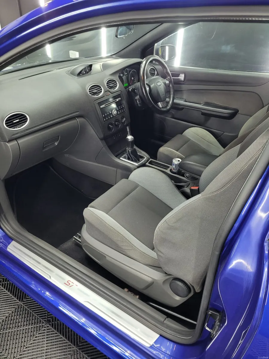 Ford focus 2.5 st - Image 6