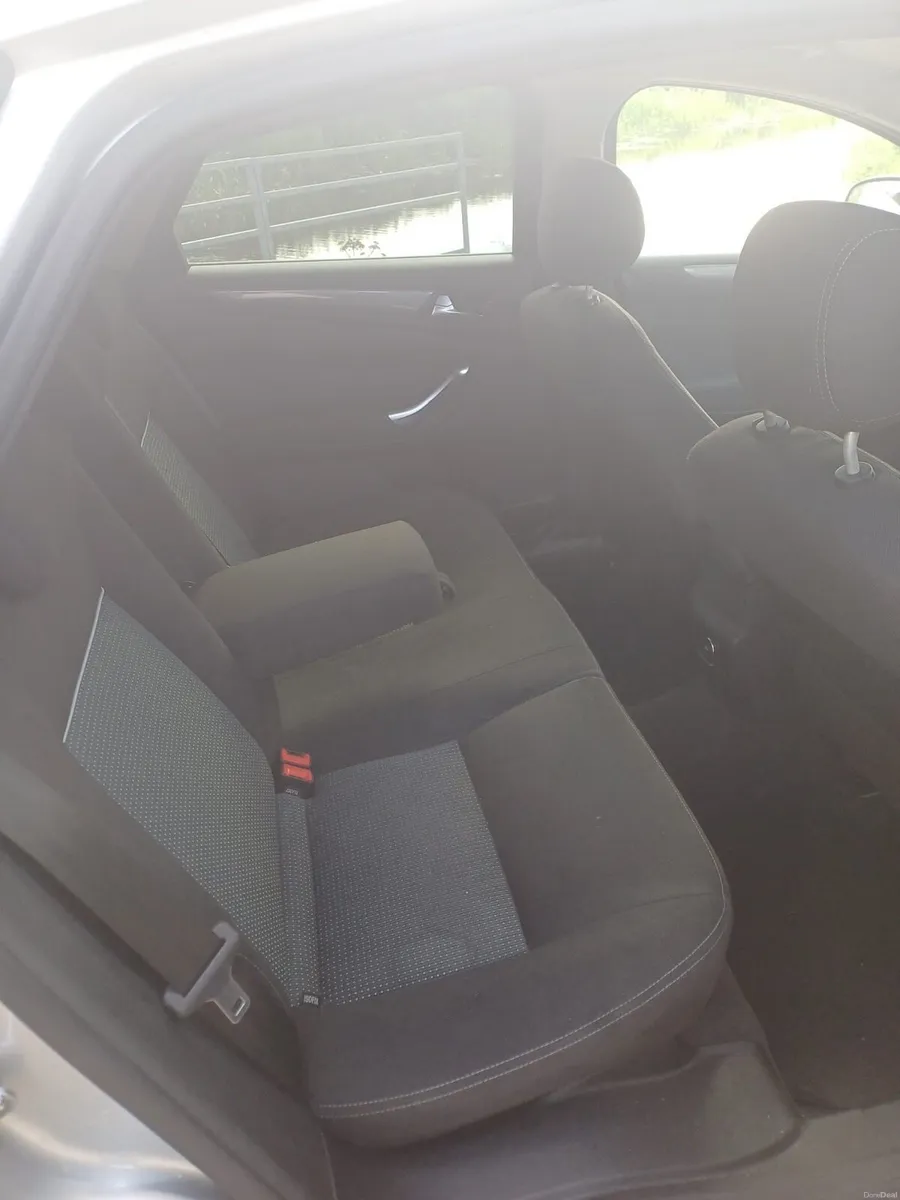 Ford Mondeo 2 litre diesel zetec - Image 2