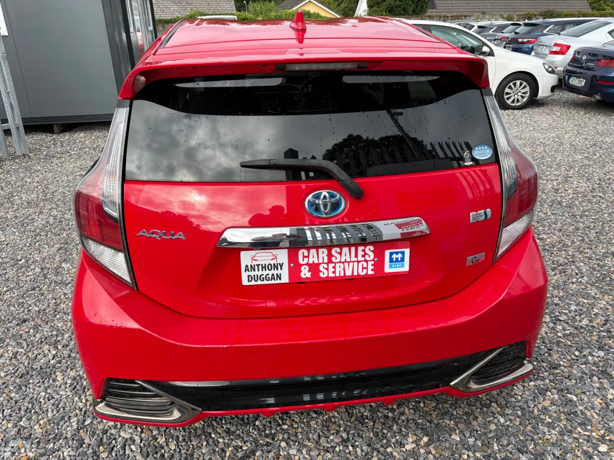 Toyota Aqua GS - Image 4