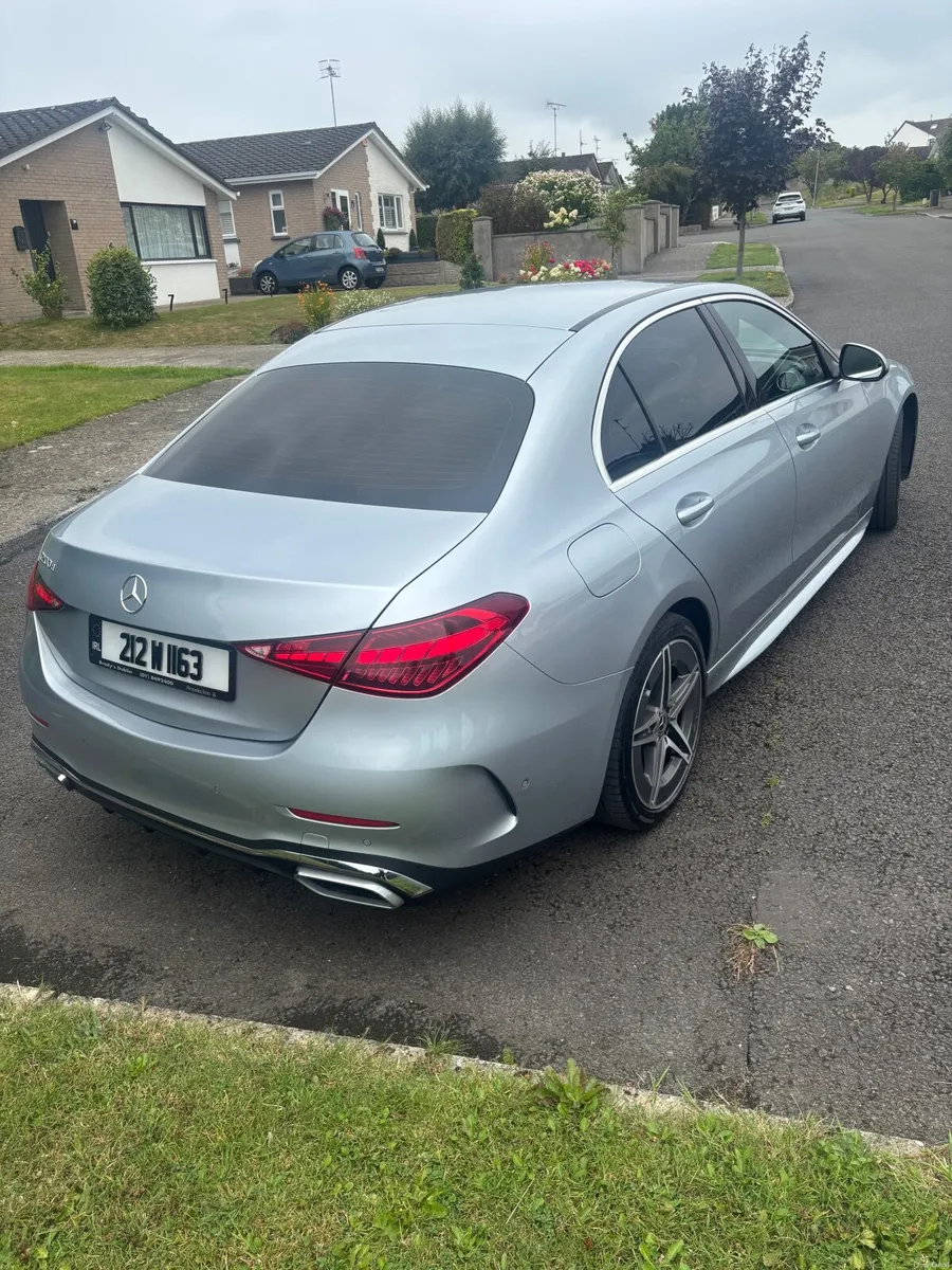 Mercedes-Benz C-Class 2021 - Image 4
