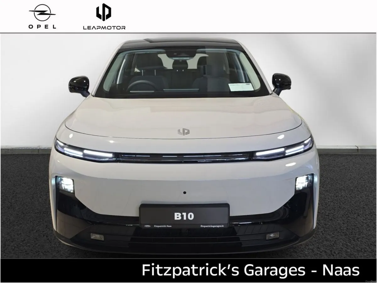 Leapmotor B10 Style 67.1kWh Free Paint + 3.9% Fina - Image 2