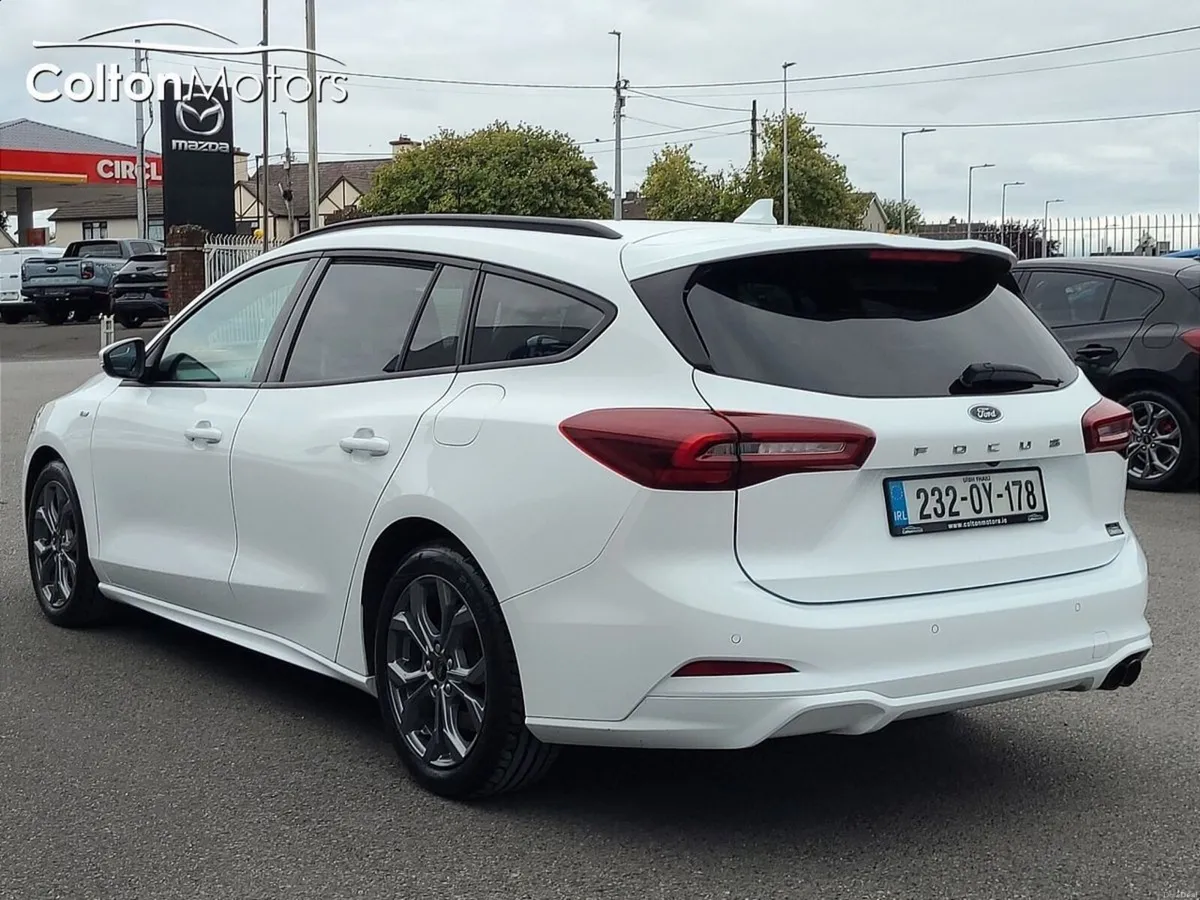 Ford Focus 1.0L EcoBoost 125PS ST-Line - Image 2