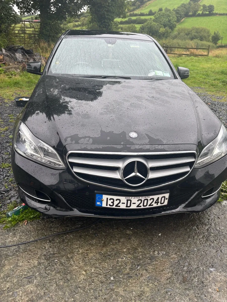 Mercedes - Image 3