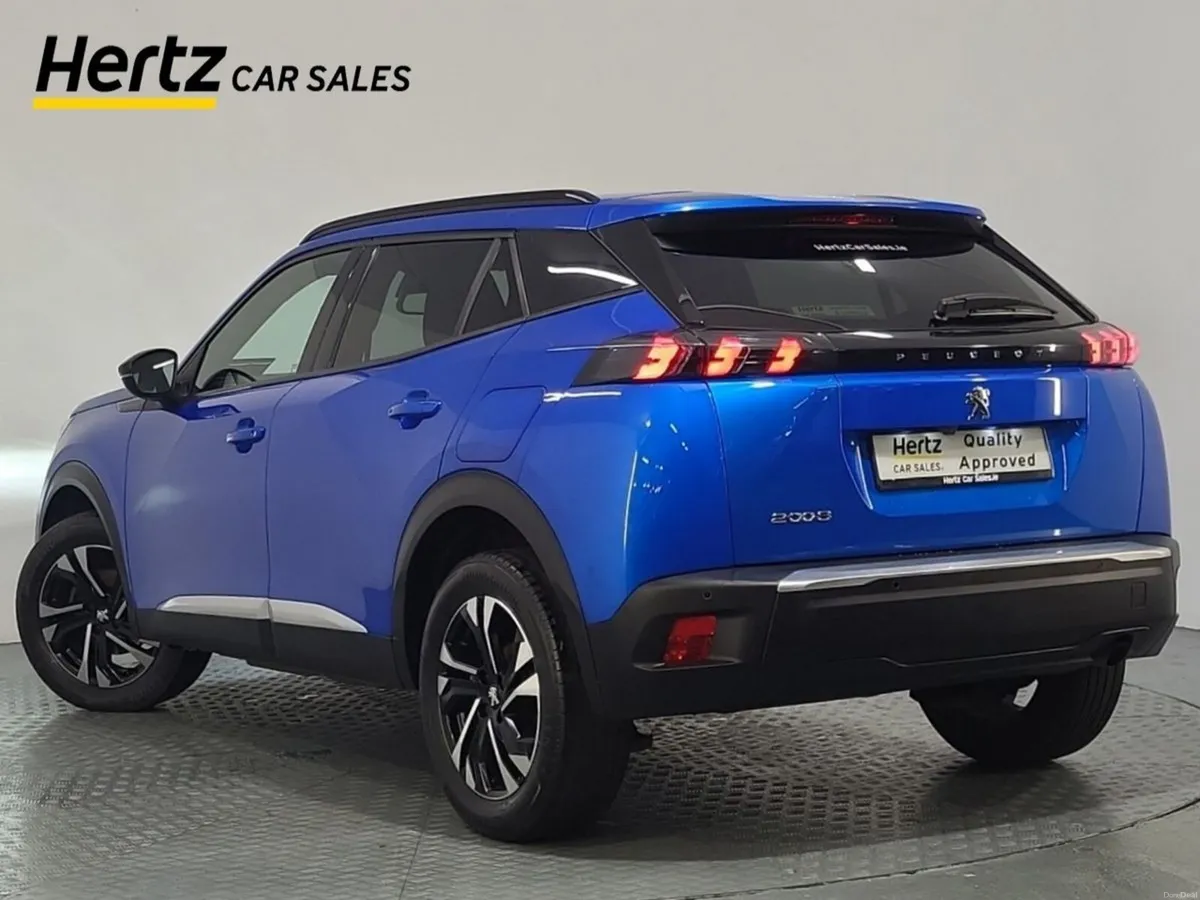 Peugeot 2008 Allure 1.2 Petrol Manual - Image 3