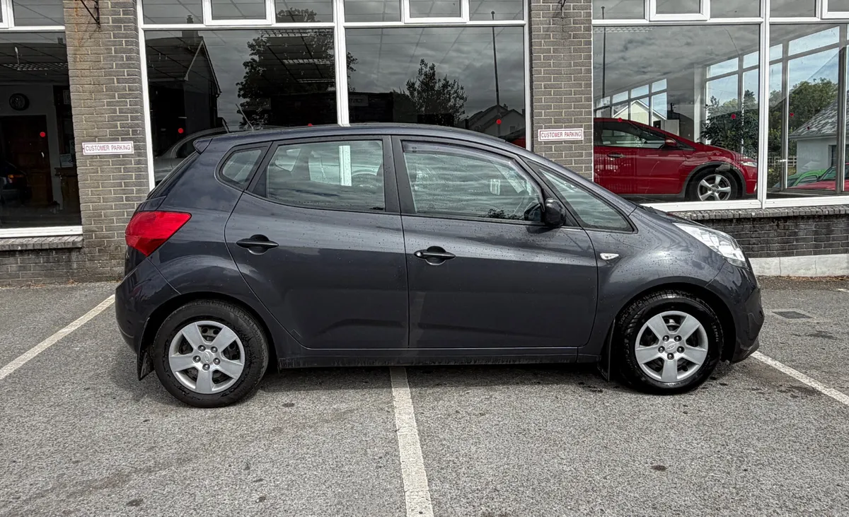 Kia Venga 1.4 Petrol - Image 2