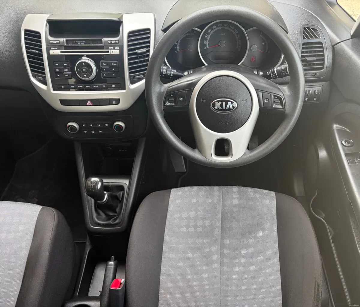 Kia Venga 1.4 Petrol - Image 6