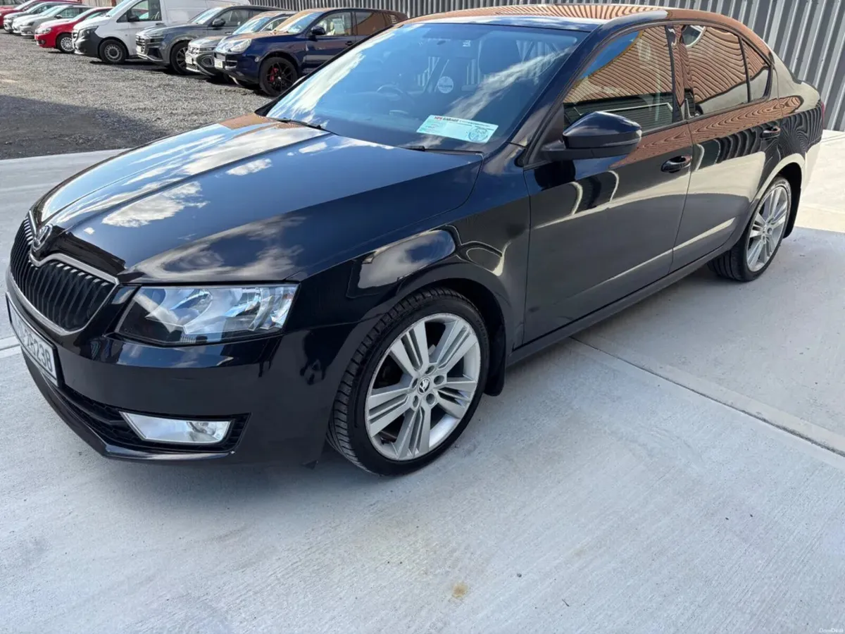 2017 Skoda Octavia AMBITION 1.6 TDI DSG - Image 4