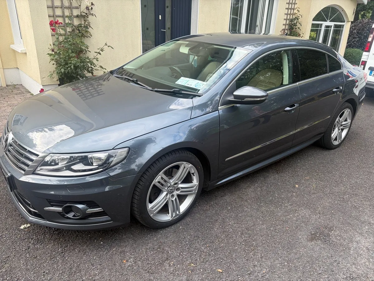 2015 Passat CC R-Line - Image 2