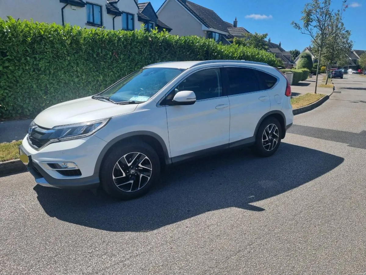 2017 Honda CR-V 1.6 i-DTEC ES – Low KM - Image 5