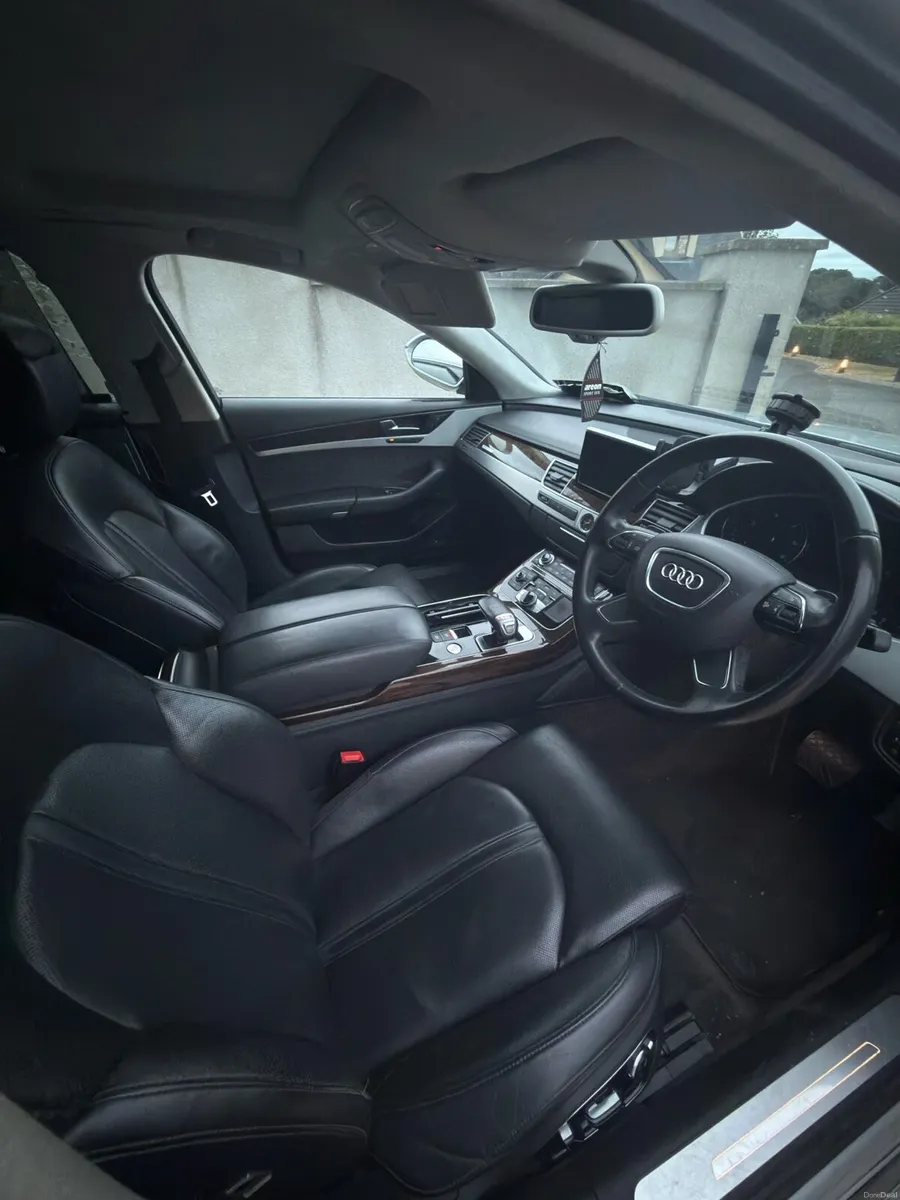 Audi A8 4.2TDI 2010 - Image 5