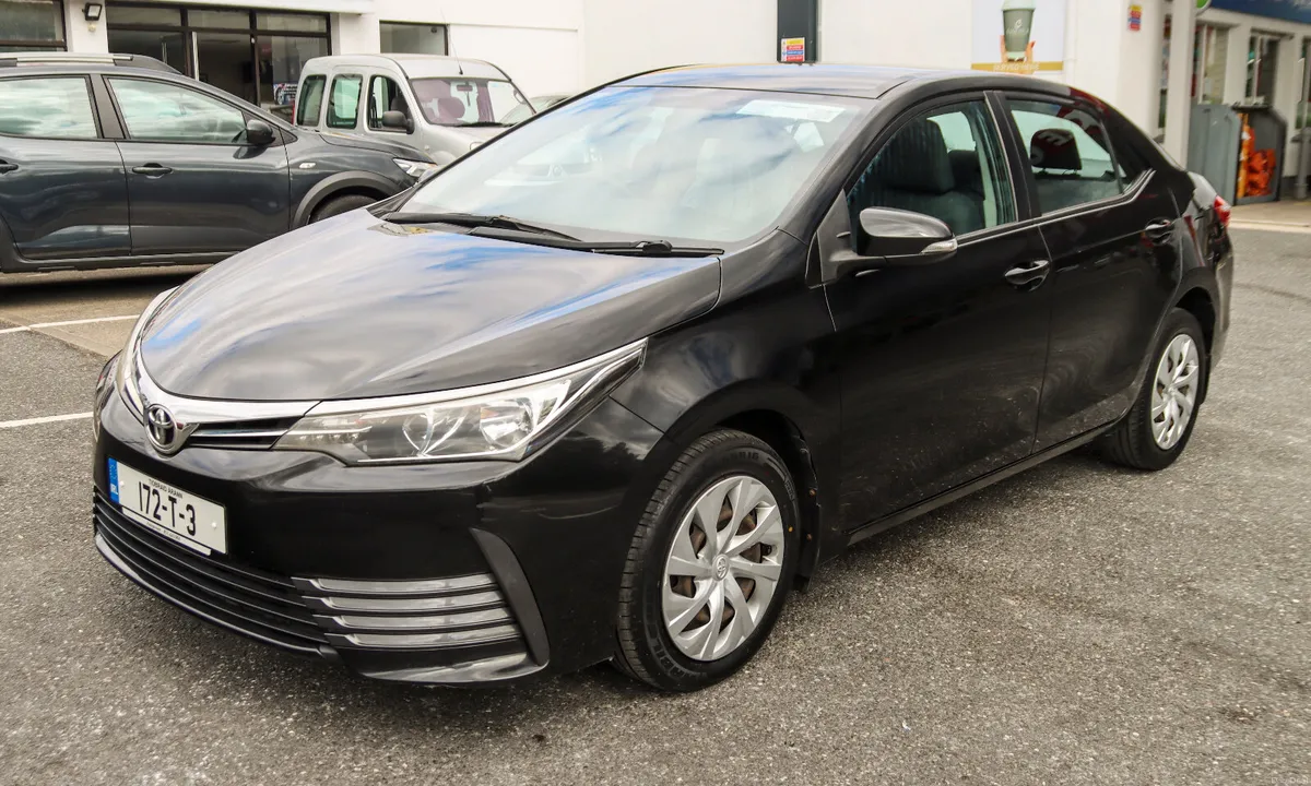 2017 Toyota Corolla D4D 1.4 Diesel Saloon - Image 1