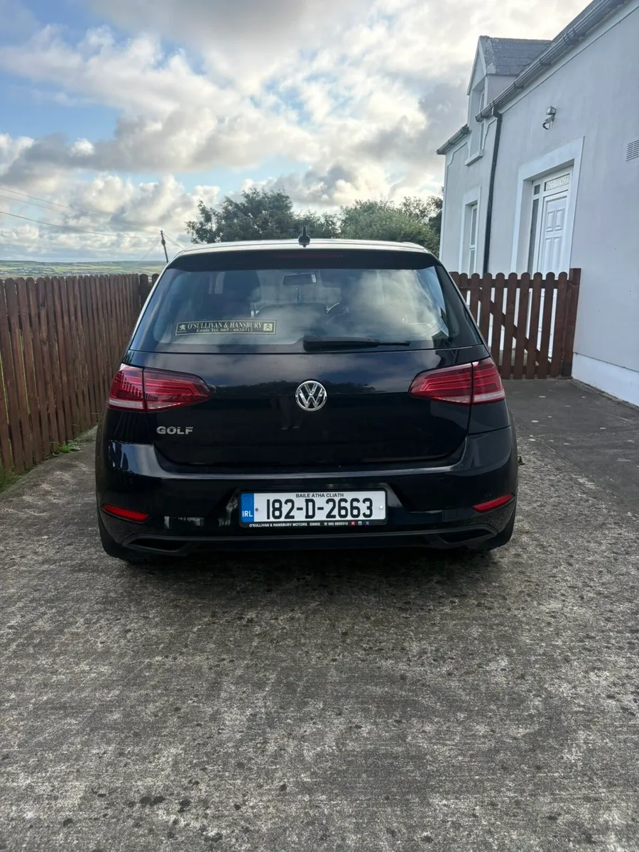 Volkswagen Golf - Image 4
