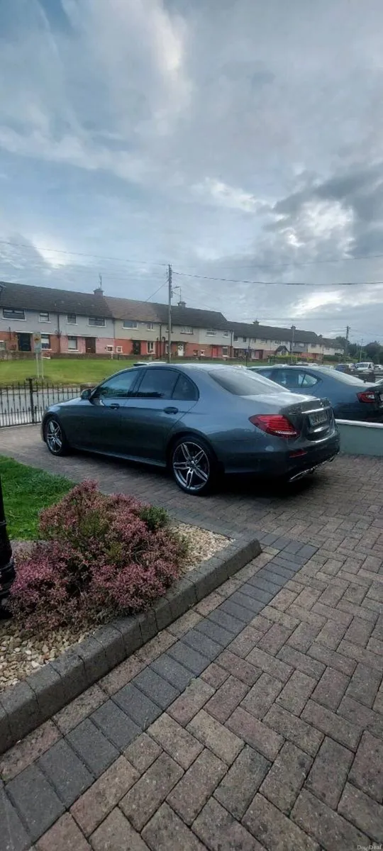 2020 Mercedes e220d LOW KILOMETRES!!!!! - Image 4