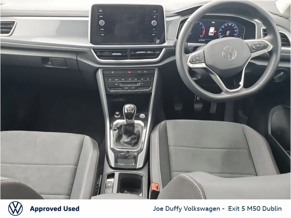 Volkswagen T-Roc STYLE 1.0 TSI M6F 116HP MANUAL - Image 2