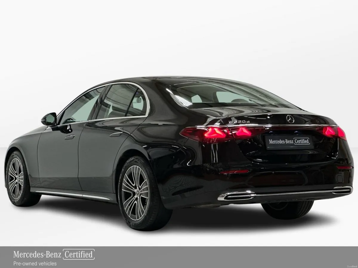 Mercedes-Benz E-Class E220 D Exclusive + MHEV - Image 4