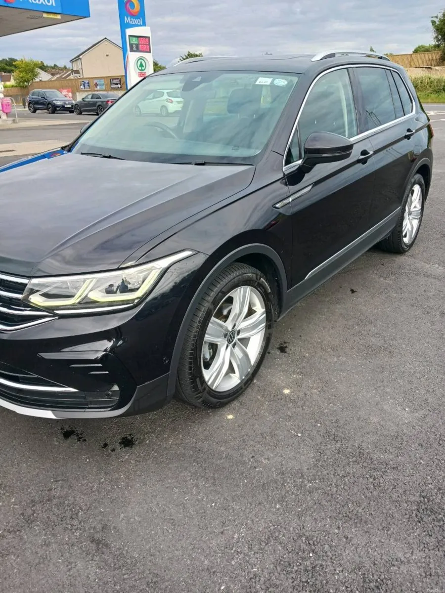 Volkwagon tiguan 2023 - Image 1