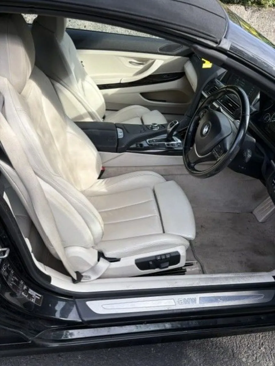 BMW 6-Series 2011 Convertible Black Petrol - Image 2