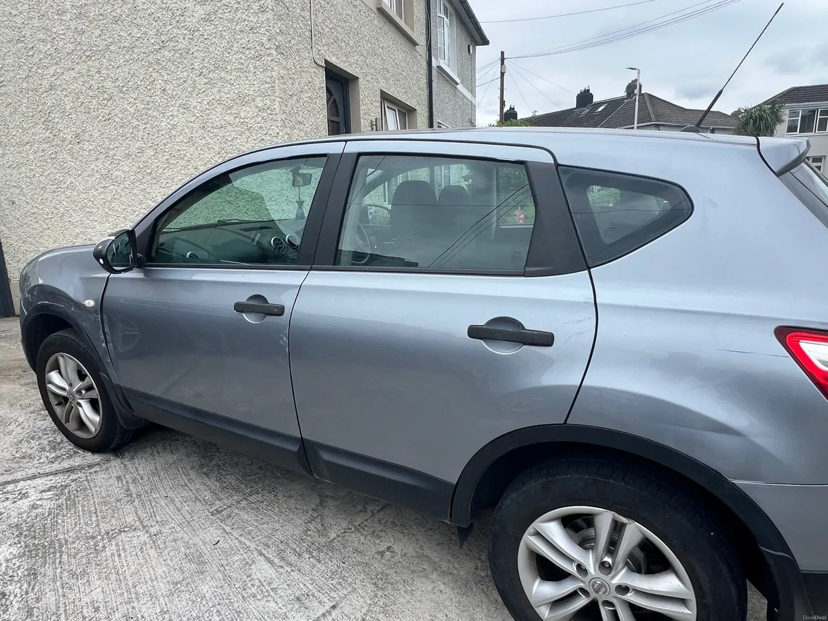 Nissan Qashqai 2012 - Image 2
