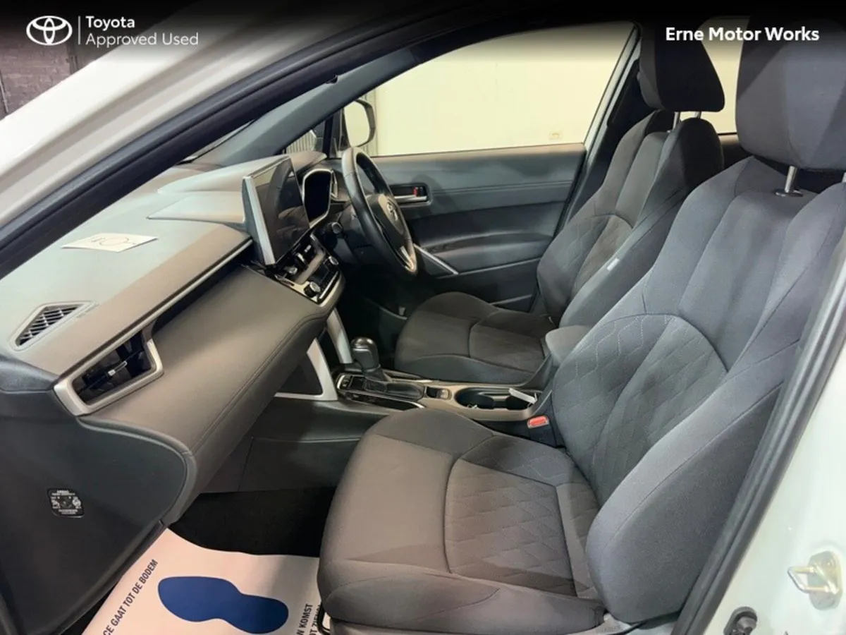 Toyota Corolla Cross COROLLA CROSS SPORT 1.8 - Image 6