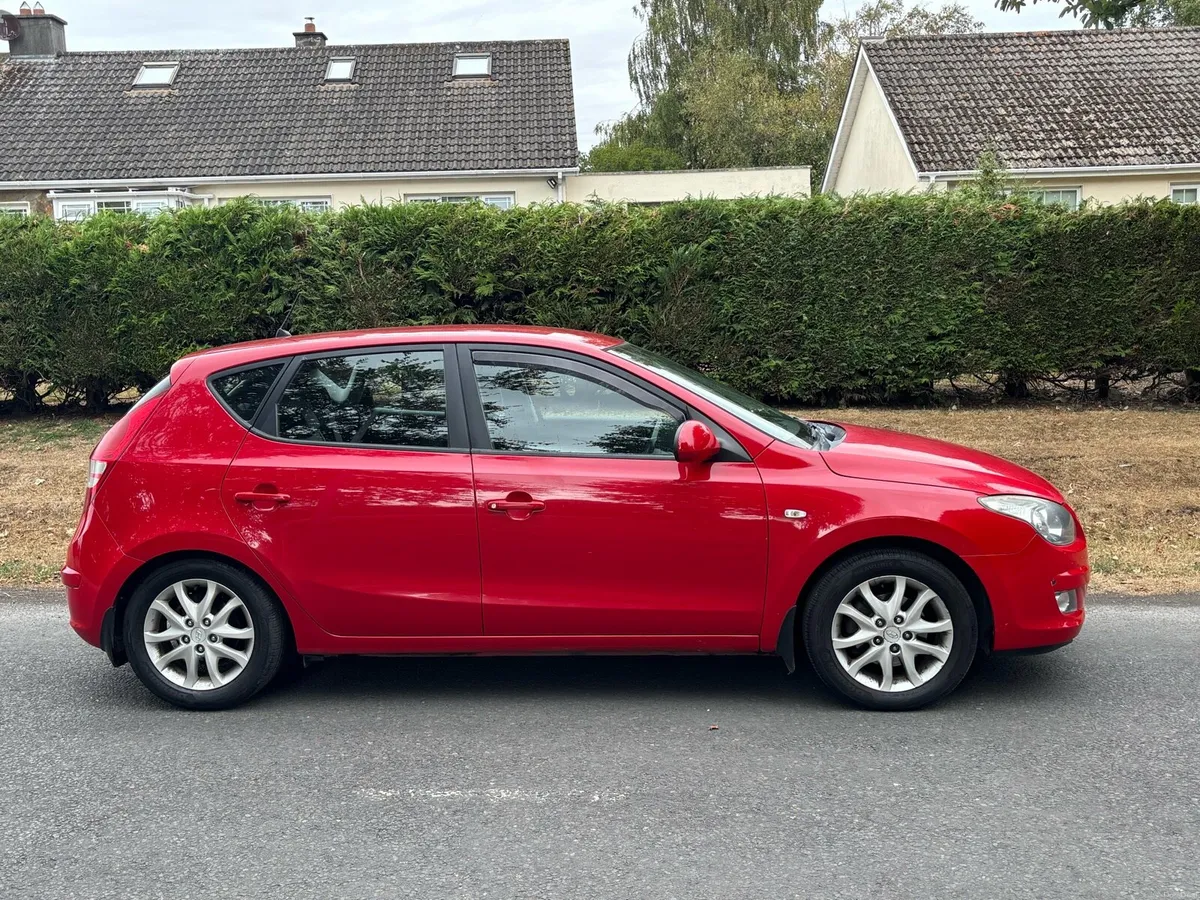 Hyundai i30 NEW NCT - Image 2