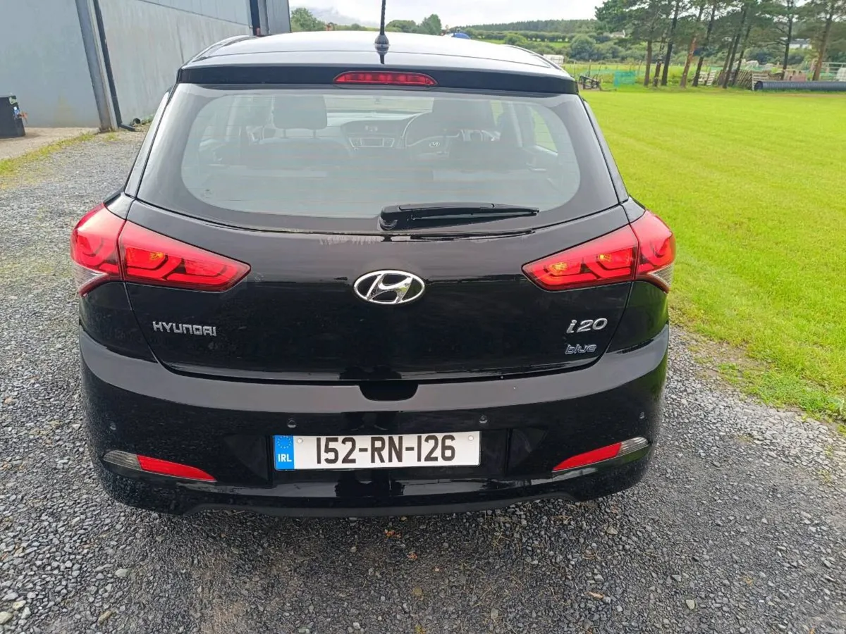 HYUNDAI I20 PETROL DELUXE 5DR - Image 4