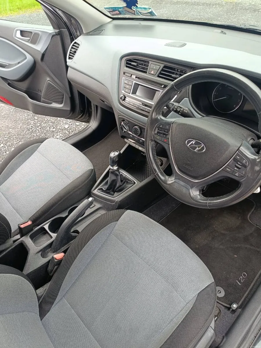 HYUNDAI I20 PETROL DELUXE 5DR - Image 6