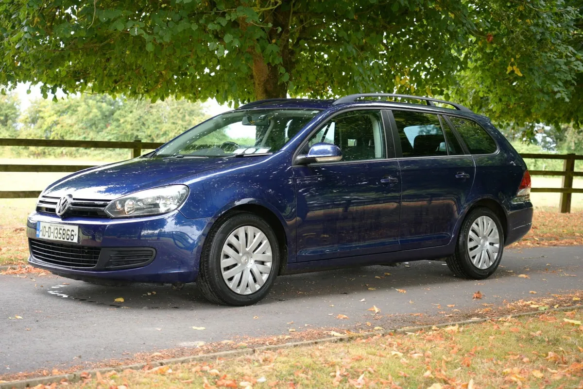 1.4L Automatic Volkswagen Golf Estate - Low km's - Image 1