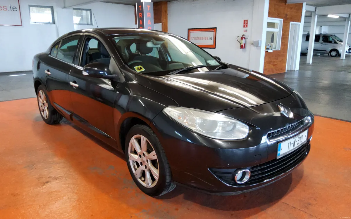 Renault Fluence 2011 - Image 1