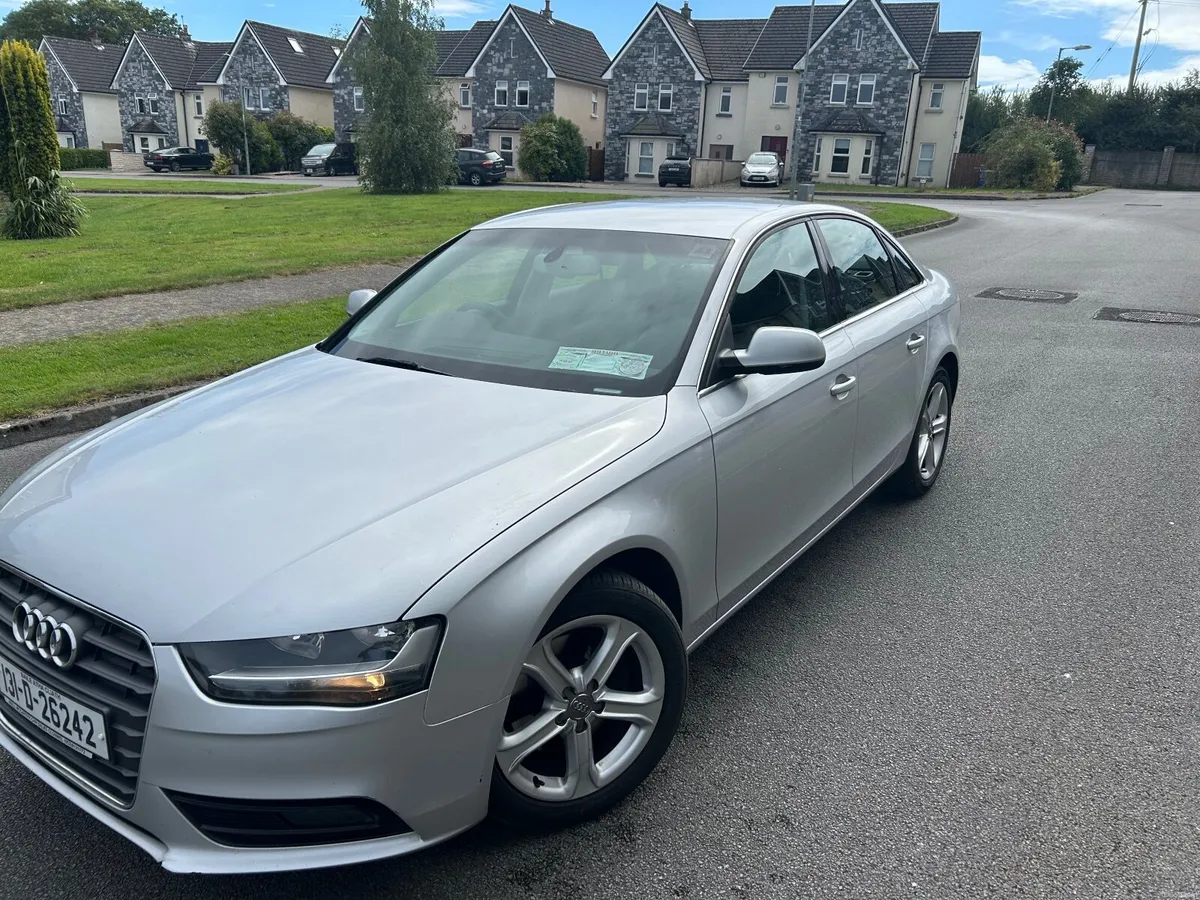 2013 Audi A4 sport high spec model 2.0 TDI 143 bhp - Image 2