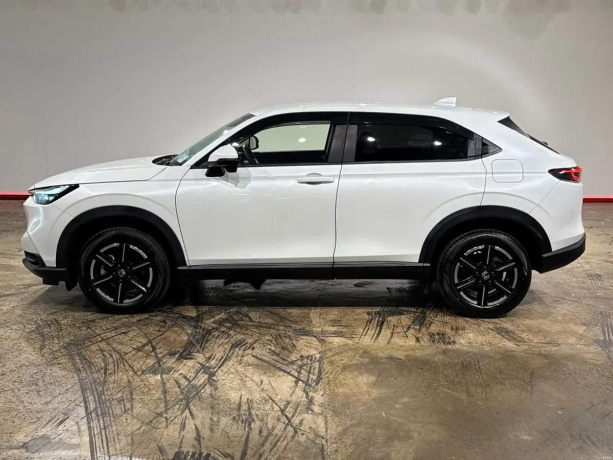 Honda Vezel 1.5 HYBRID AUTOMATIC - FACTORY ALLOYS - Image 6