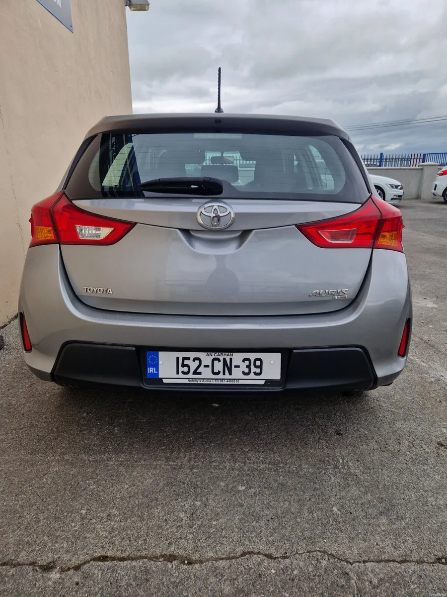 Toyota Auris 1.4 D4D Terra - Image 3
