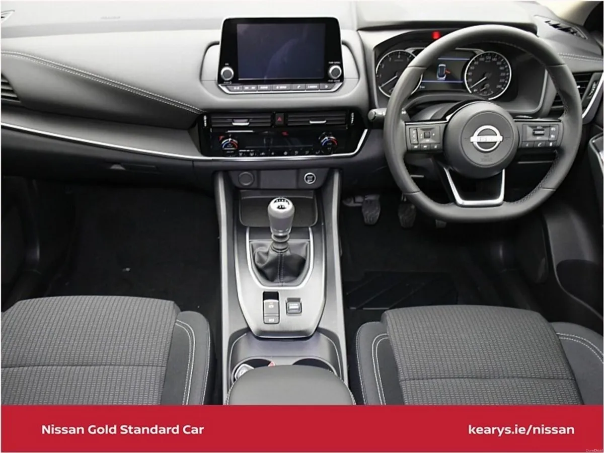 Nissan Qashqai 1.3 PET MILD HYBRID SV - 1 OWNER WI - Image 4