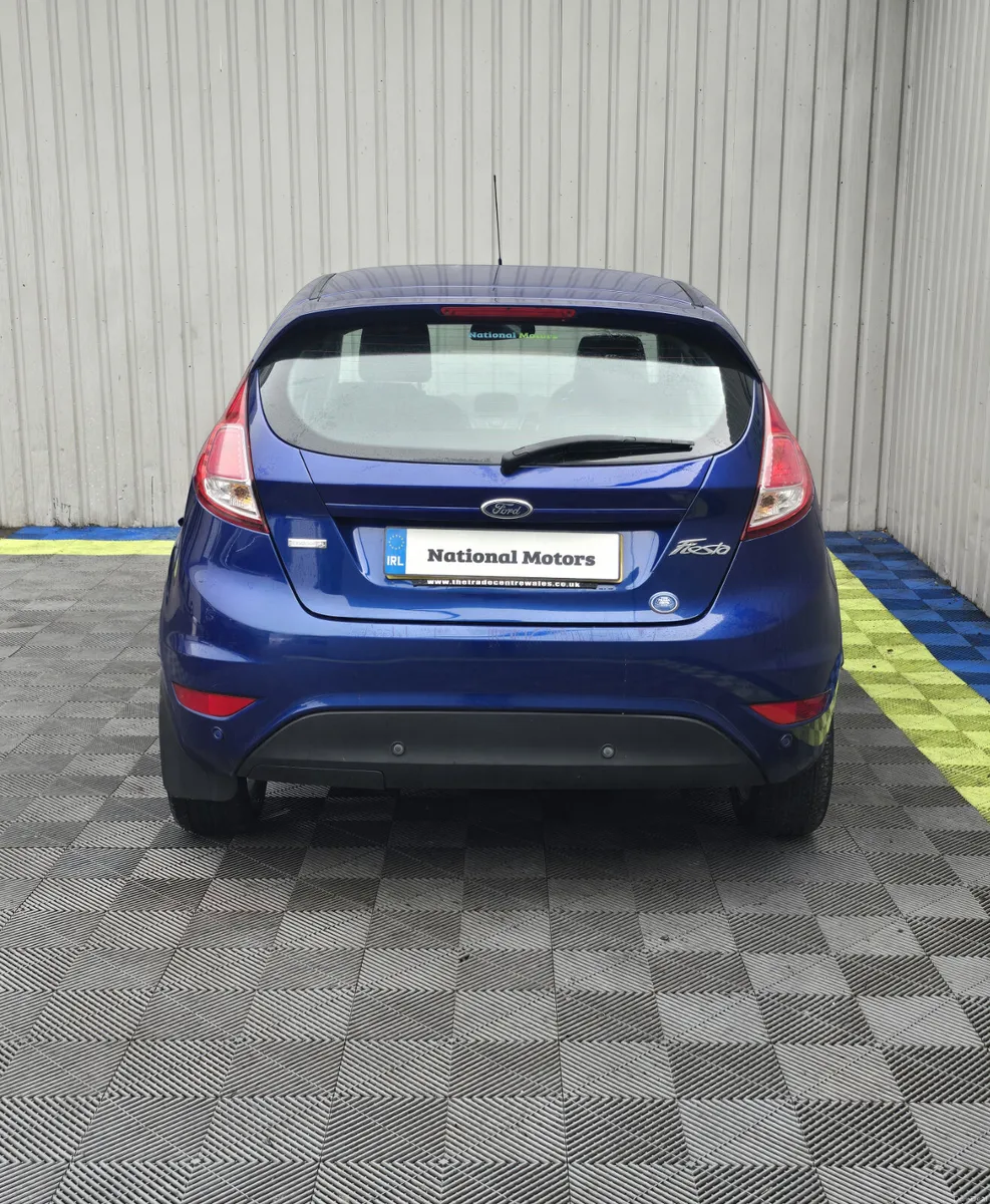 2015 Ford Fiesta Zetec 1.0 PETROL - Image 5