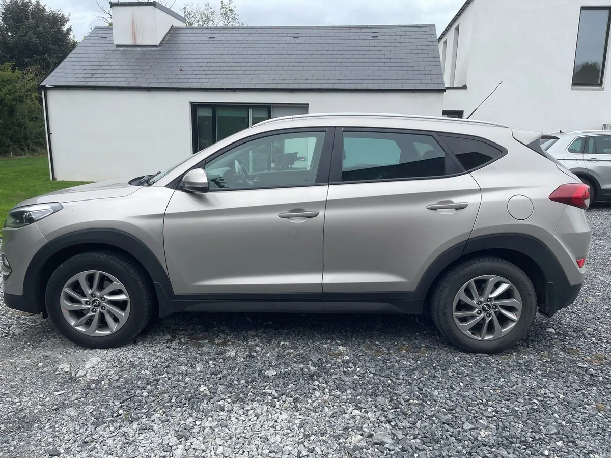 Hyundai Tucson Comfort Plus - Image 4