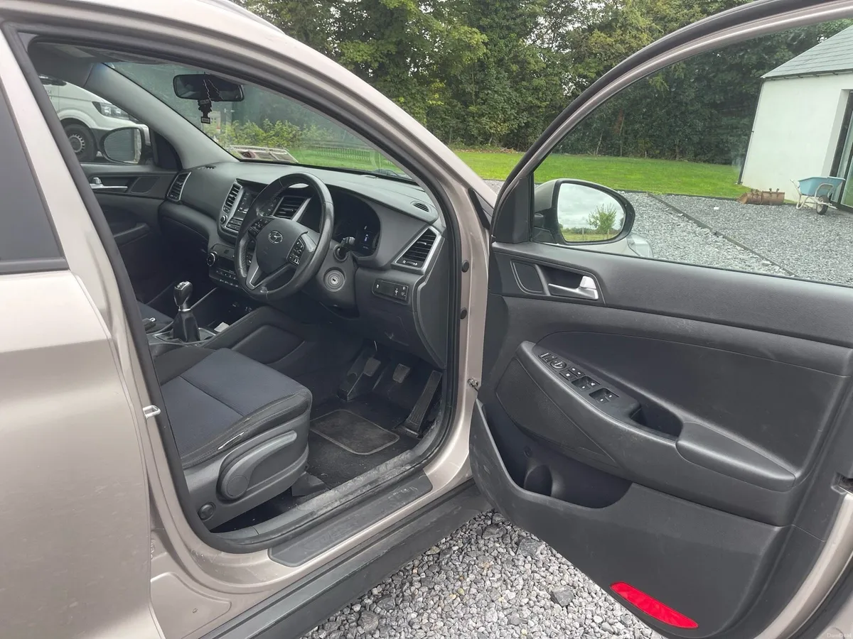 Hyundai Tucson Comfort Plus - Image 6