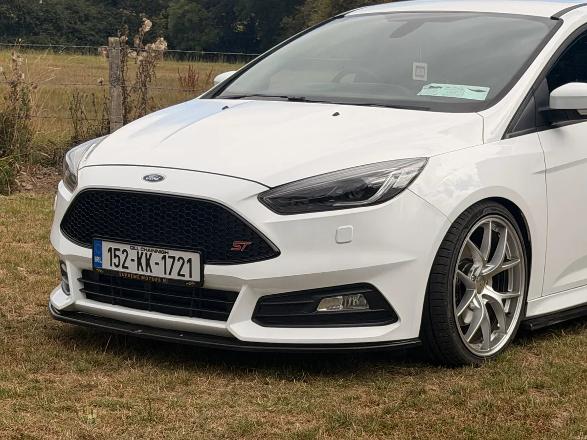 Ford Focus ST2 2015 - Image 3