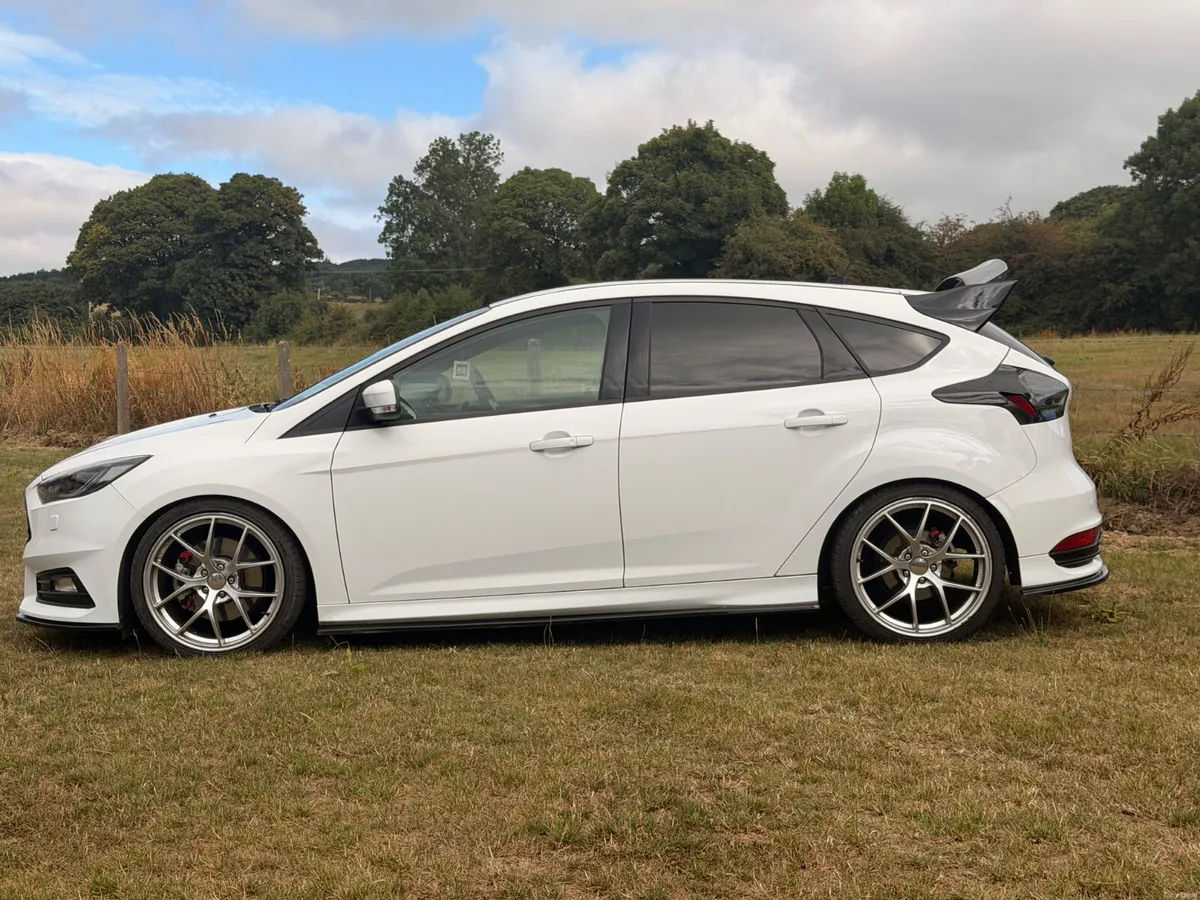 Ford Focus ST2 2015 - Image 6