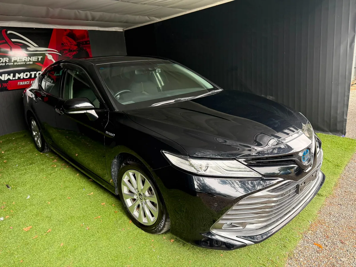 2019 Toyota Camry Automatic - Image 2