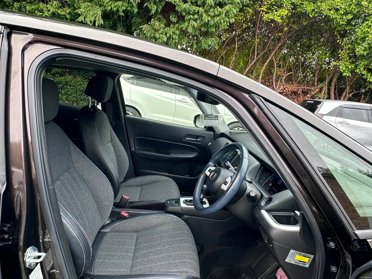 Honda Fit/Jazz 2020  Auto Top of the range Model - Image 5